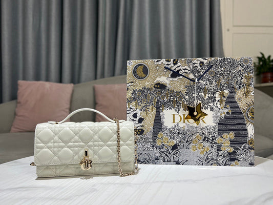 Christian Dior  Bags - 2546