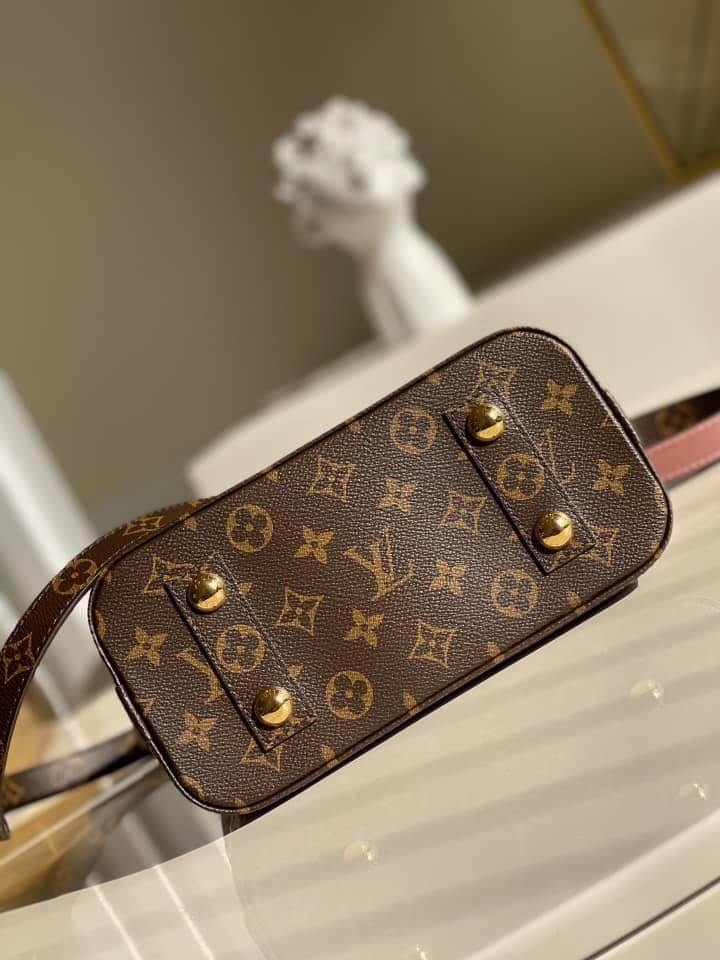 Louis Vuitton Alma BB Bag