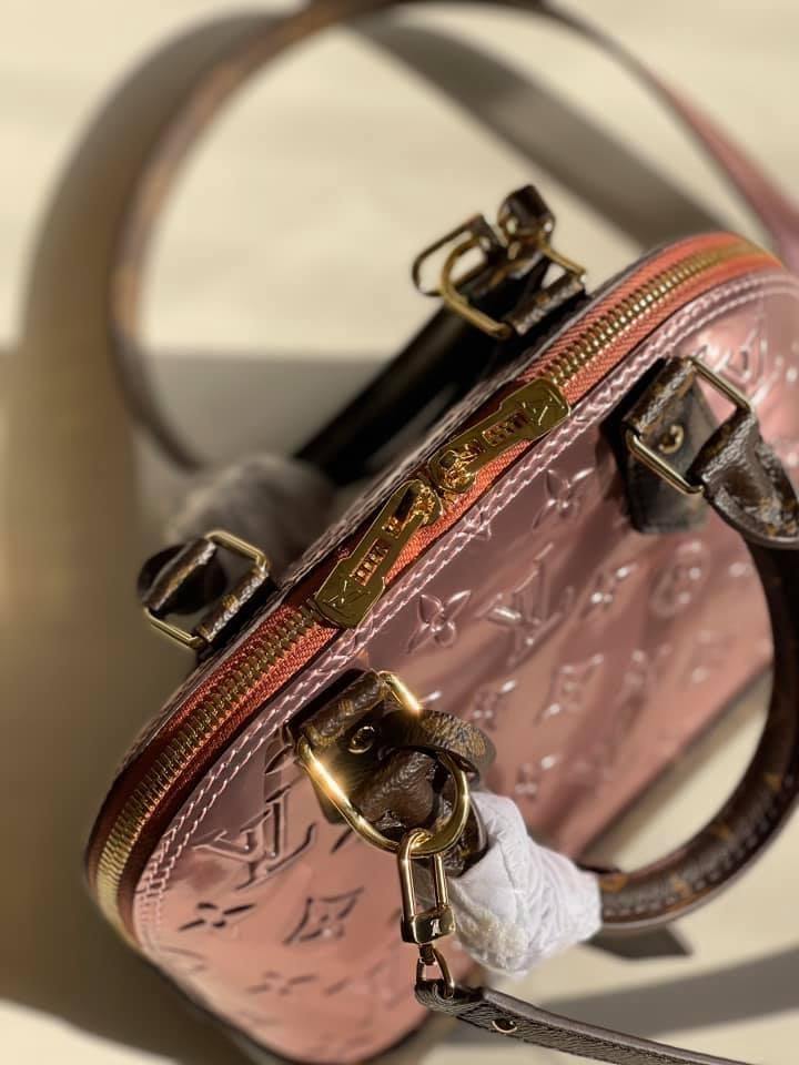 Louis Vuitton Alma BB Bag